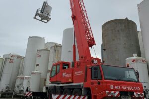 AIS Crane Lifting Heavy Equipment
